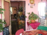 pohled do kuchyn� v pat�e