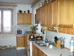 kuchyn�