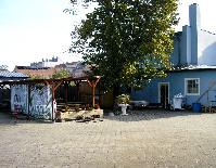 parkovi�t� ve dvo�e